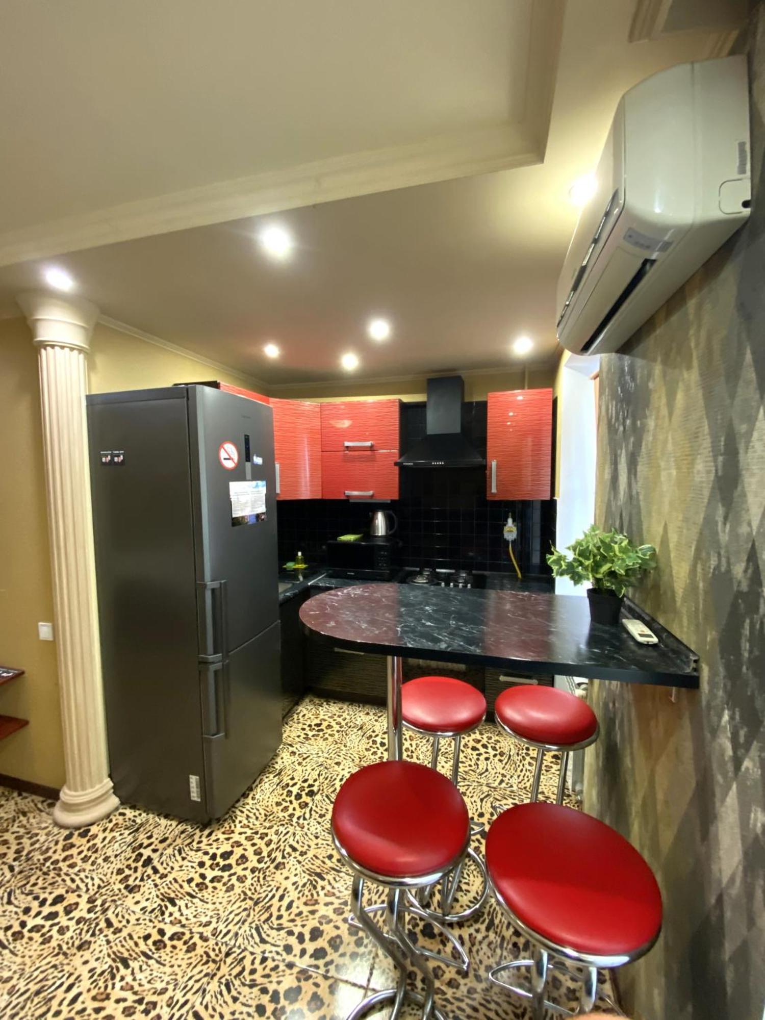 Inn Home Apartments - Pechersk Area Kyiv Exterior foto