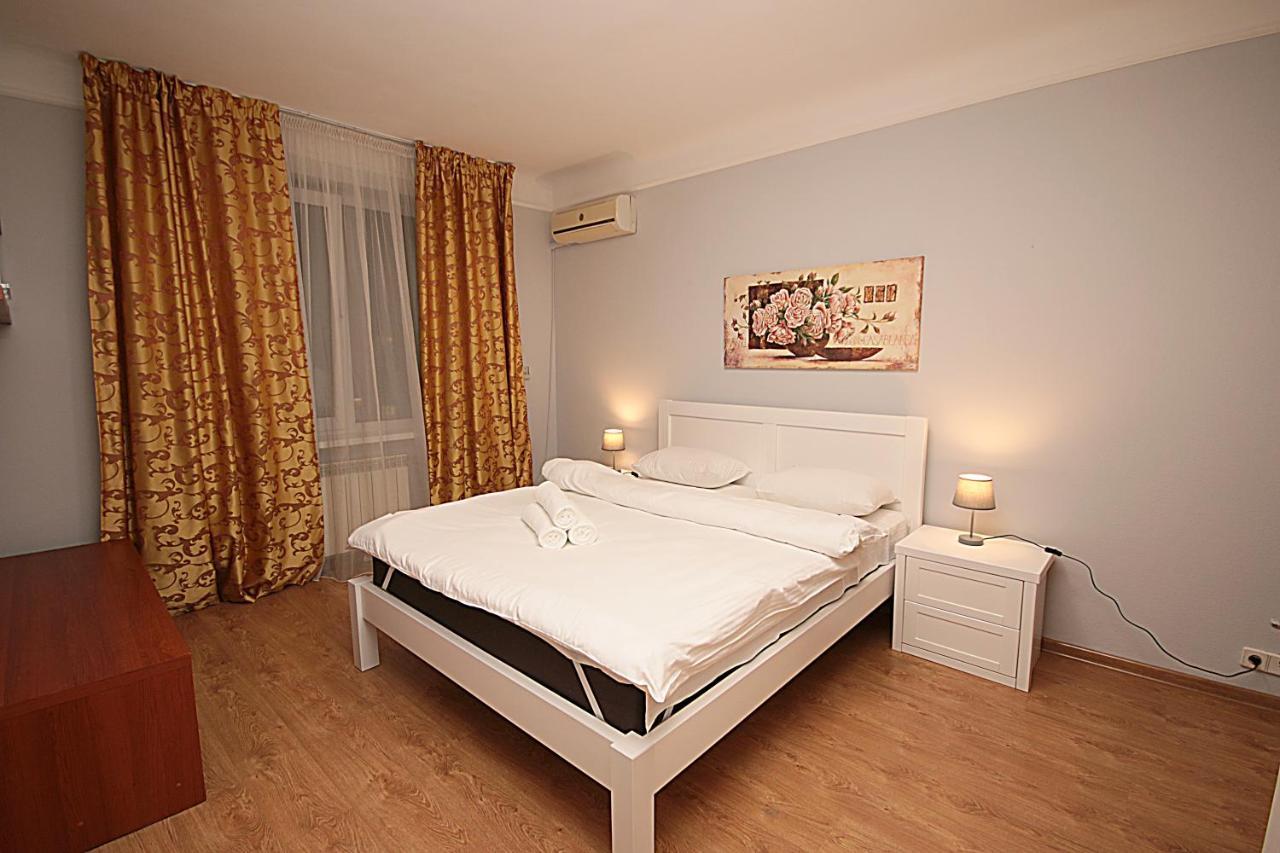 Inn Home Apartments - Pechersk Area Kyiv Exterior foto